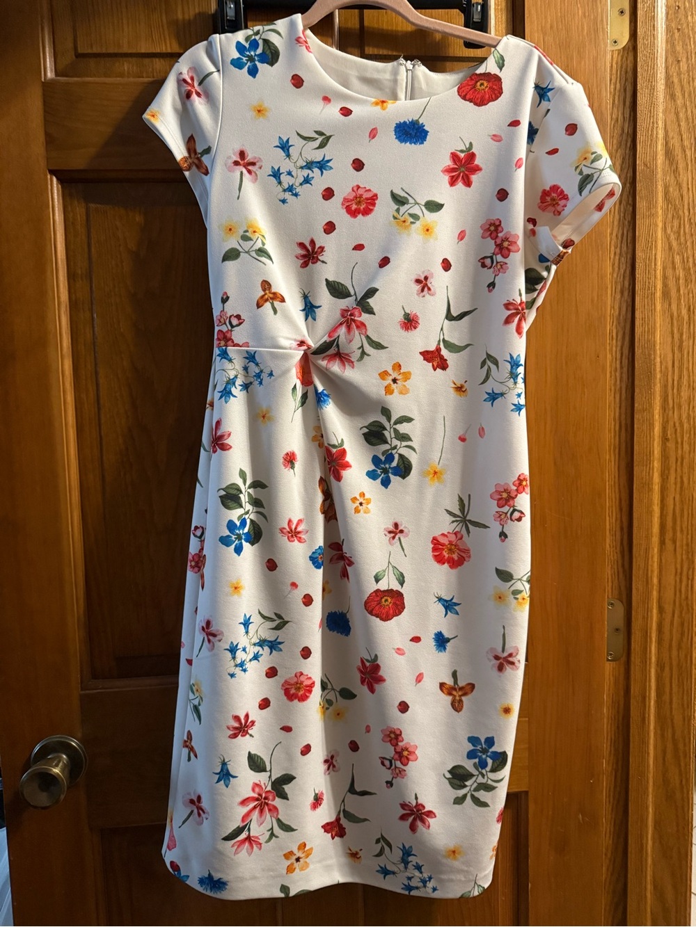 Calvin Klein NWOT size 10 White Floral Knot-Front Sheath Dress